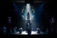 「ピースピット2017年本公演『グランギニョル』」より。(c)2017 Watanabe Entertainment