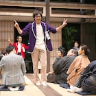 青年団が時事ネタ満載の2年ぶり新作「日本文学盛衰史」、ももクロネタも