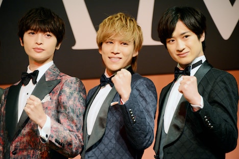 左から玉森裕太、千賀健永、宮田俊哉。