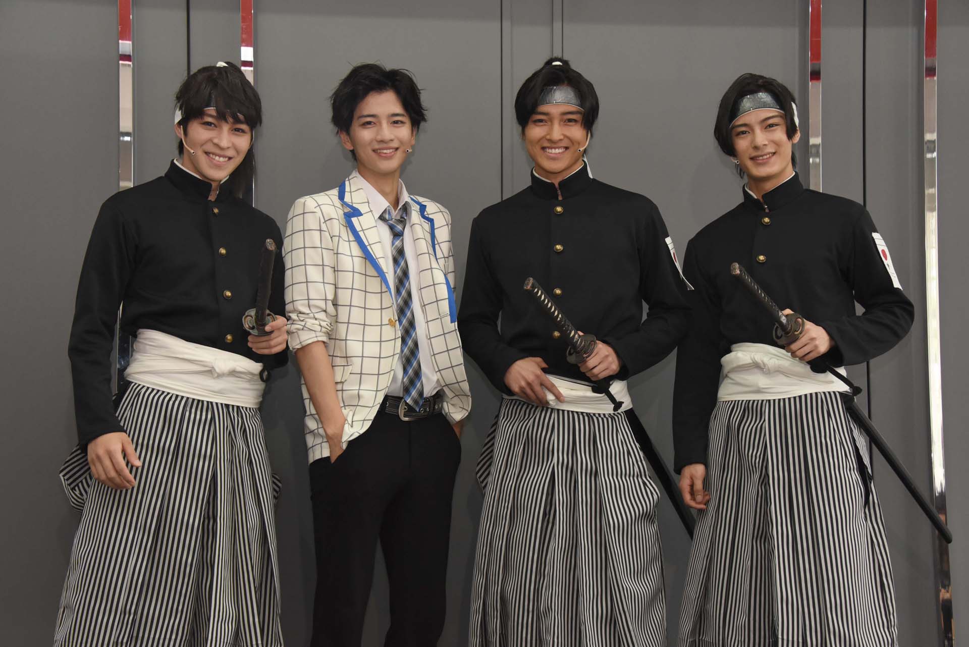 男劇団 青山表参道Xが本日旗揚げ、座長の飯島寛騎「全員で力を振り絞り