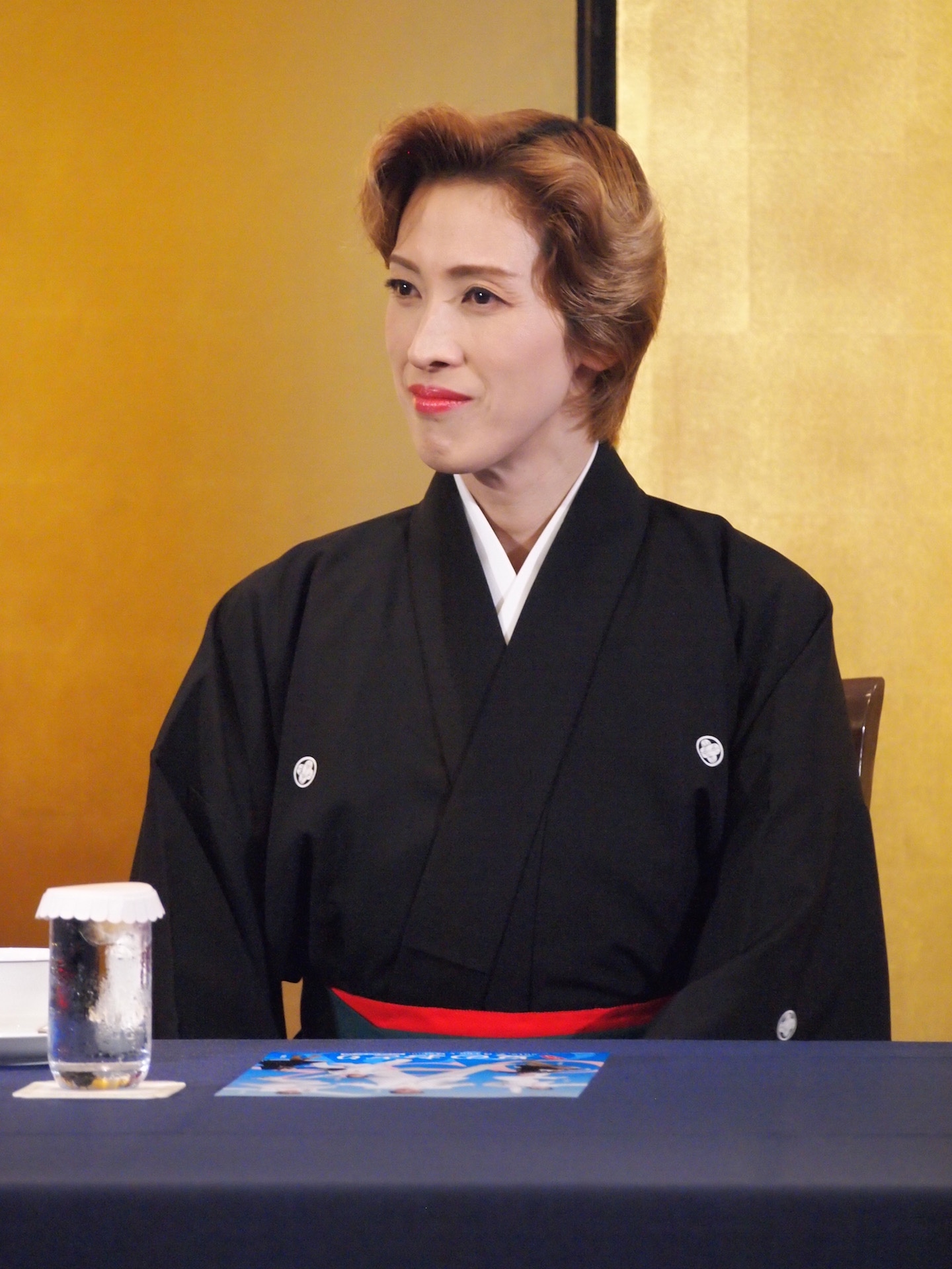高世麻央