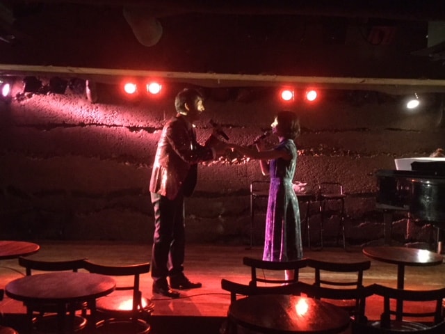 山内雅子プロデュース「灼熱の巴里」より。