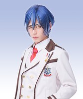 阿部快征扮する夏月斗羽。