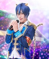 阿部快征扮する夏月斗羽。