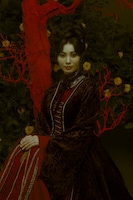 壮一帆扮するアナベル。