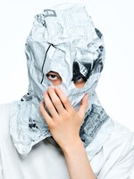 松島庄汰扮するゲイツ。