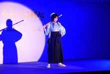 上白石萌歌扮する神谷薫。