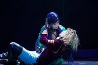 「銀河鉄道999 40周年記念作品 舞台『銀河鉄道999』～GALAXY OPERA～」より。（撮影：源かつみ）