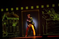 「銀河鉄道999 40周年記念作品 舞台『銀河鉄道999』～GALAXY OPERA～」より。（撮影：源かつみ）