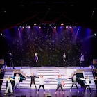 “監督”を満開の笑顔に!春組&夏組出演の「A3!」開幕、BD/DVD発売も決定