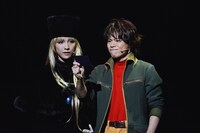 「銀河鉄道999 40周年記念作品 舞台『銀河鉄道999』～GALAXY OPERA～」より。（撮影：源かつみ）