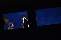 「銀河鉄道999 40周年記念作品 舞台『銀河鉄道999』～GALAXY OPERA～」より。（撮影：源かつみ）