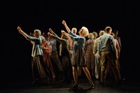 サドラーズ・ウェルズ劇場カンパニー・オブ・エルダーズ（英国）(c)Jane Hobson