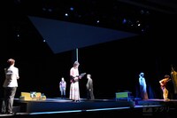 PARCO PRODUCE「『ウォーター・バイ・ザ・スプーンフル』～スプーン一杯の水、それは一歩を踏み出すための人生のレシピ～」ゲネプロより。