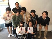 「ニューシネマパラダイちゅ」の出演者たち。