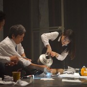 災害で閉じ込められた会社員たち、北乃きい&柄本時生の「心臓が濡れる」開幕
