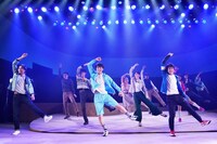 キャラメルボックス2018サマーツアー「エンジェルボール」より。（撮影：伊東和則）