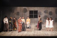 「半神」より。（撮影：田中亜紀）