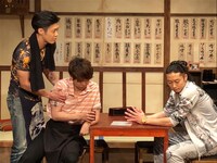 プロジェクト テレジューク「舞台『本の門番～ぶくぶく食堂物語2～ 《玉響なつめ著・ 転生しまして、現在 侍女でございます。編》』」より。