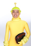 鈴木そぼく扮するプペポくん。