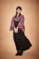 高柳明音（SKE48）扮する篠田琴子。