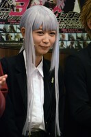 霧切響子役の岡本夏美。