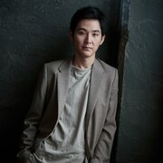 松田龍平が舞台初主演、こまつ座「イーハトーボの劇列車」演出は長塚圭史