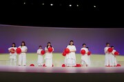けやき坂46 初舞台公演「あゆみ」より。チームハーモニカ出演回の様子。