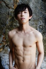 葉山昴1st写真集「1K」中面カット