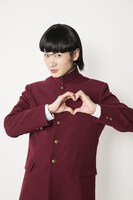 鳥越裕貴扮する物星大。