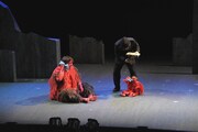 糸あやつり人形一糸座「泣いた赤鬼」より。