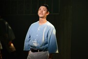 安西慎太郎演じる穂積均。