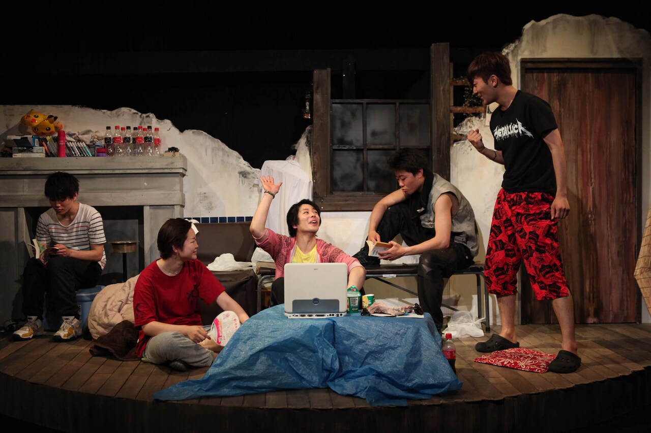 東京ジャンクZ、廃墟に溜まる高校生たち描く「蒼いラフレシアの鼓動」を再演