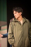 劇団プレステージ 第13回本公演「ディペンデントデイ～7人の依存症～」より。