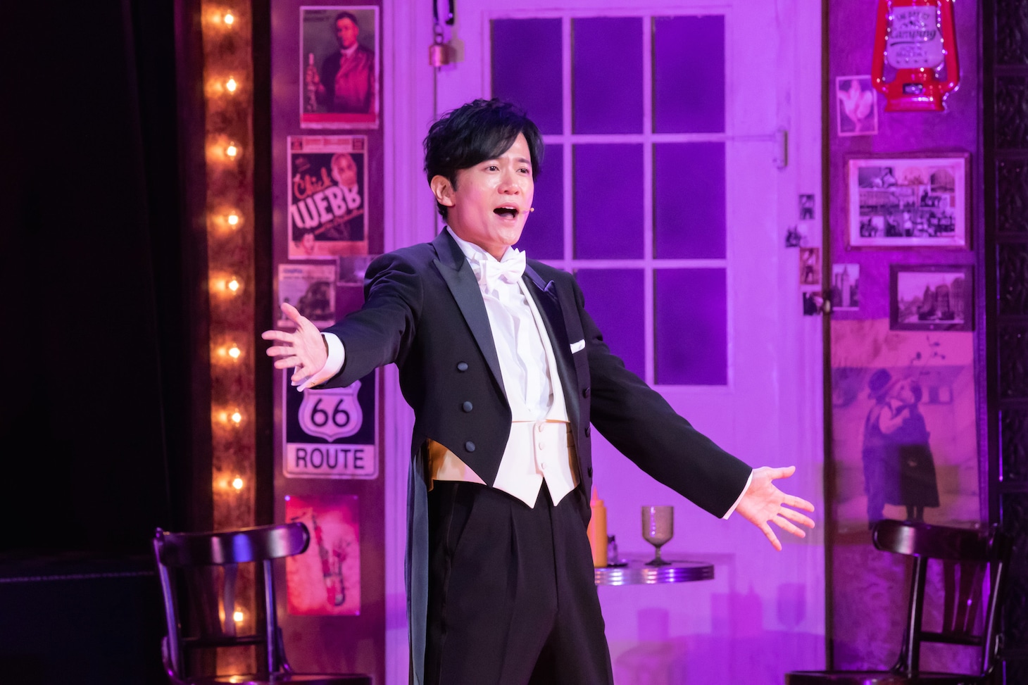 2018年上演の「FREE TIME,SHOW TIME『君の輝く夜に』」より。（撮影：内池秀人）