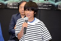 木村咲哉（中央）