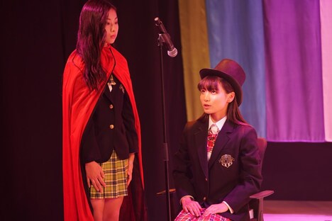 UZMKプロデュース「ローファーズハイ!!vol.4」より。（撮影：山本勲）