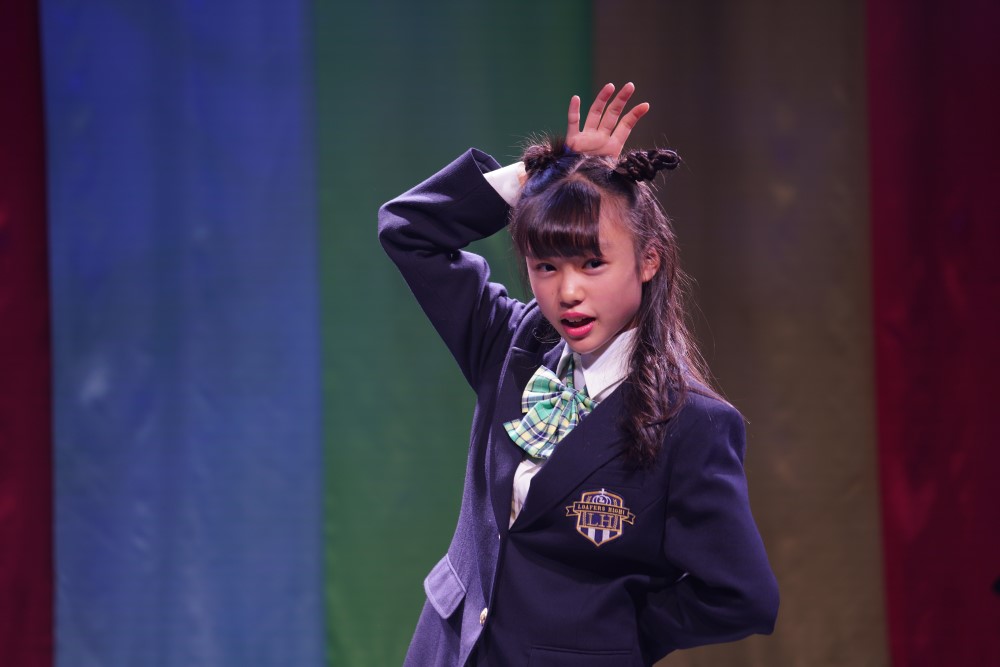 UZMKプロデュース「ローファーズハイ!!vol.4」より。（撮影：山本勲）