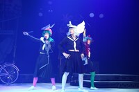 劇団鹿殺し ストロングスタイル歌劇「俺の骨をあげる」より。