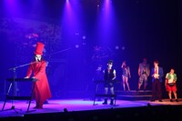 劇団鹿殺し ストロングスタイル歌劇「俺の骨をあげる」より。