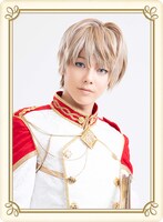 前田陸扮するエドガー＝ブライト。