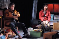 劇団青年座 第233回公演「ぼたん雪が舞うとき」A組より。