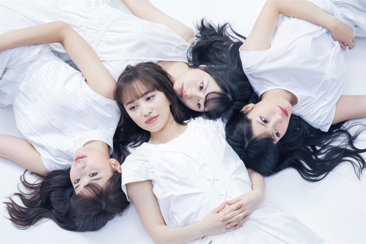 鈴木聡＆本広克行が“Zポーズ”「ももクロの魅力を届けたい」