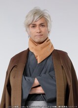 鷲尾昇演じる津場木史郎。