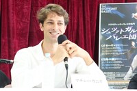 「新シーズンは6つの新制作と、3つの世界初演作品を上演します」と抱負を語る、タマシュ・デートリッヒ。（Photo by Ayano Tomozawa）