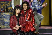 左から大原櫻子演じるローズ、尾上松也演じるマクベス魔II夜。