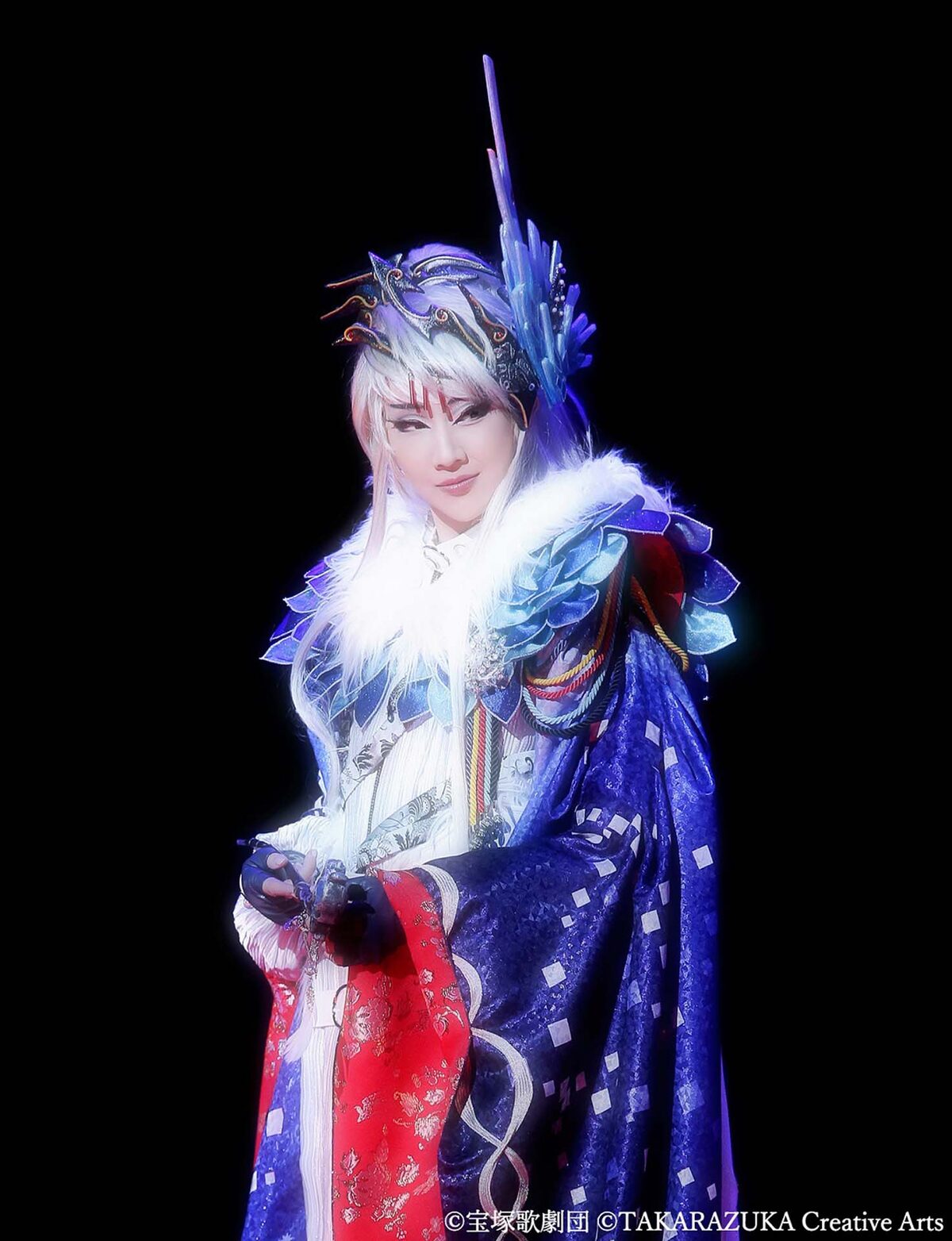 宝塚星組 thunderbolt fantasy 台湾公演が日本全国の映画館で生中継 ステージナタリー