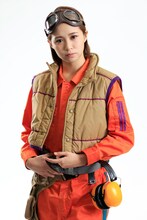 高木紗友希（Juice=Juice）扮するエイジ。