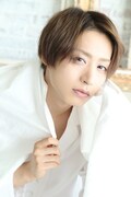 前山剛久1st写真集「Dream of me.」（東京ニュース通信社）より。
