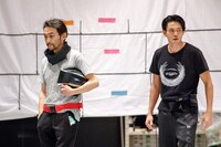 KAAT神奈川芸術劇場プロデュース「華氏451度」稽古より。（撮影：宮崎慎之輔）